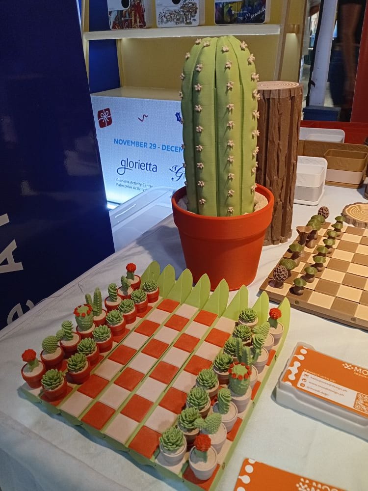 Cactus chessboard from Moodi Design